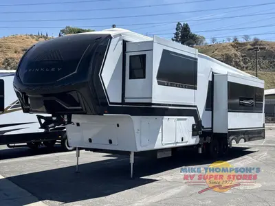 2026 Brinkley Model Z photo 11