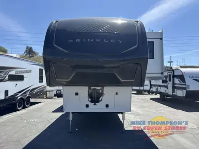 2026 Brinkley Model Z photo 3