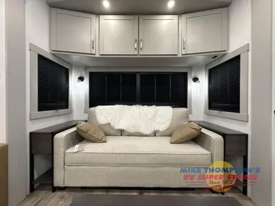 2026 Brinkley Model Z photo 20