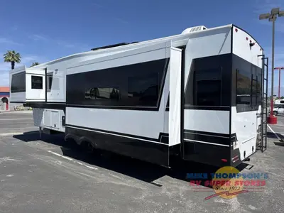 2026 Brinkley Model Z photo 6