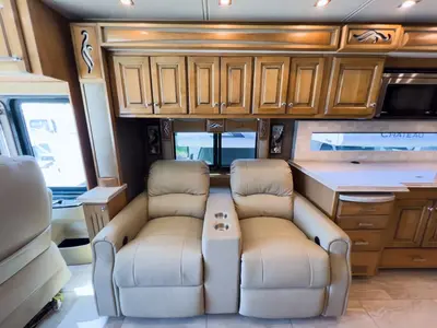 2019 Tiffin Motorhomes Phaeton photo 7