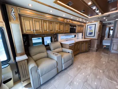 2019 Tiffin Motorhomes Phaeton photo 6