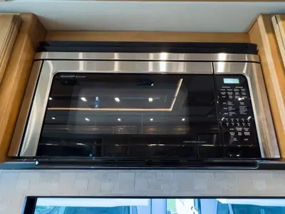 2019 Tiffin Motorhomes Phaeton photo 11