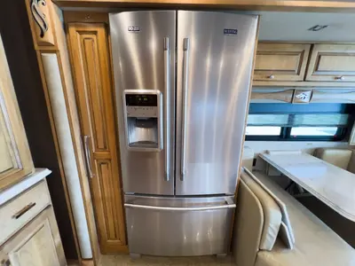 2019 Tiffin Motorhomes Phaeton photo 12