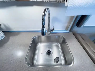 2020 Thor Motor Coach Quantum photo 9