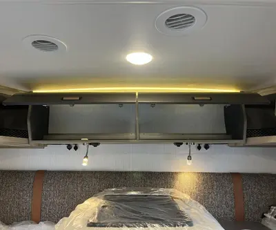 2026 Winnebago Navion photo 27