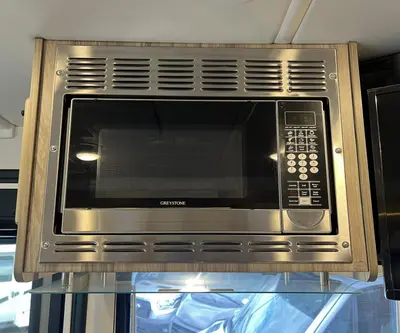 2026 Winnebago Navion photo 10