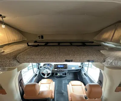 2026 Winnebago Navion photo 4
