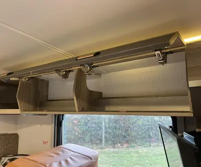2026 Winnebago Navion photo 28