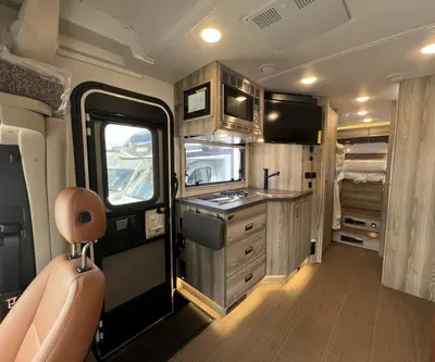 2026 Winnebago Navion photo 6