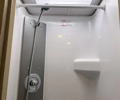 2026 Winnebago Navion photo 20