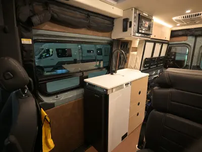 2027 Storyteller Overland Beast Mode photo 6