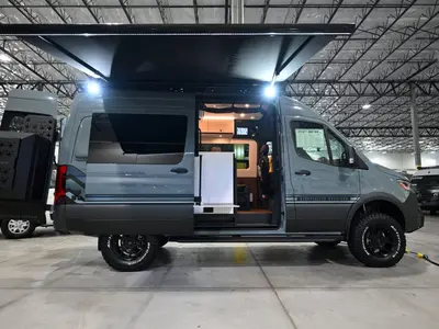 2027 Storyteller Overland Beast Mode photo 28