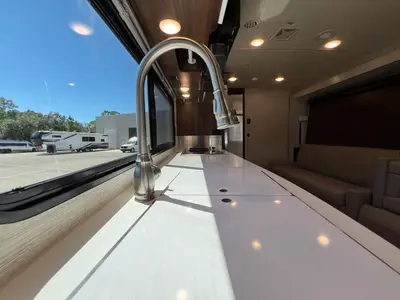 2023 Winnebago View photo 11
