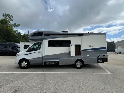 2022 Winnebago View photo 20