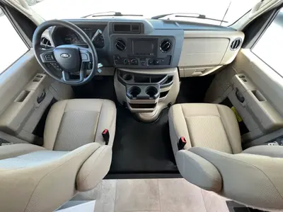 2026 Thor Motor Coach Chateau photo 2