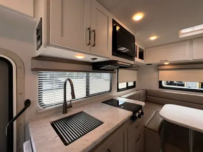 2026 Thor Motor Coach Chateau photo 8