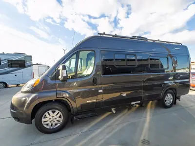 2022 Winnebago Travato photo 19