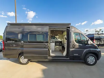 2022 Winnebago Travato photo 18