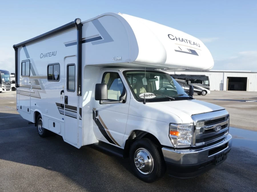 2027 Thor Motor Coach Chateau exterior