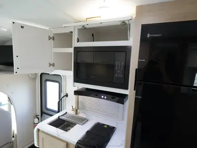 2027 Thor Motor Coach Chateau photo 11