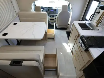 2027 Thor Motor Coach Chateau photo 16