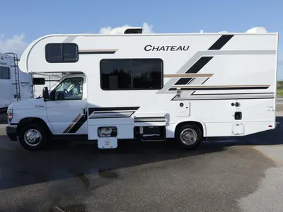 2027 Thor Motor Coach Chateau photo 24