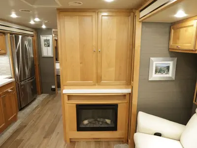 2021 Tiffin Motorhomes Allegro RED photo 21
