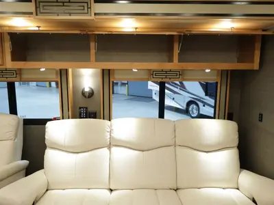 2021 Tiffin Motorhomes Allegro RED photo 20