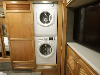 2021 Tiffin Motorhomes Allegro RED photo 30