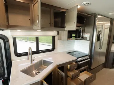 2023 Entegra Coach Vision XL photo 11