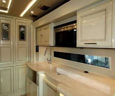 2019 Tiffin Motorhomes Allegro BUS photo 9