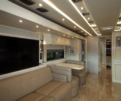 2019 Tiffin Motorhomes Allegro BUS photo 14