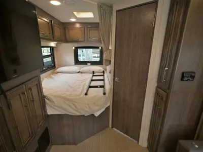 2022 Entegra Coach Odyssey photo 21