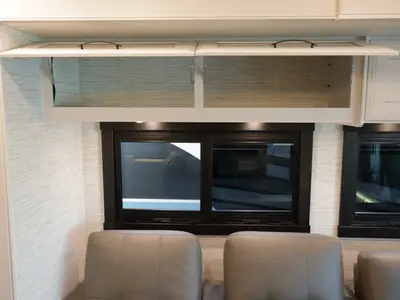 2025 Entegra Coach Vision photo 20