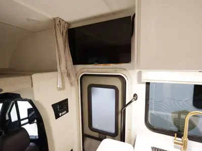 2027 Thor Motor Coach Chateau photo 5