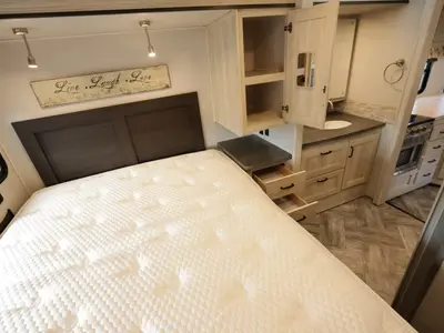 2021 Forest River Sunseeker photo 24