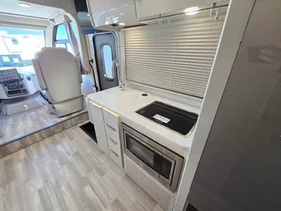 2027 Thor Motor Coach Vegas photo 8