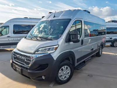 2027 Thor Motor Coach Tellaro photo 21