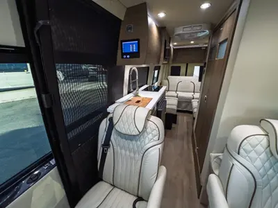 2027 Midwest Automotive Designs Passage photo 9