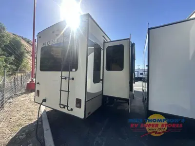 2019 Keystone RV Montana photo 6