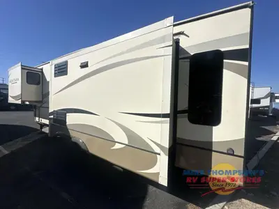 2019 Keystone RV Montana photo 7
