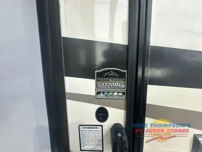 2019 Keystone RV Montana photo 5