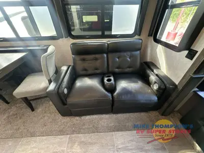 2019 Keystone RV Montana photo 18