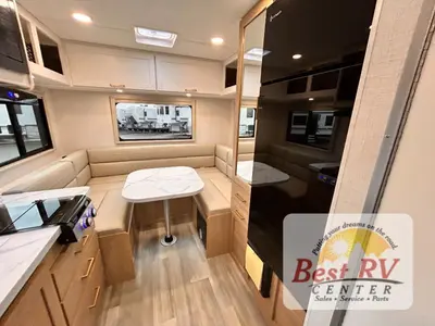 2027 Thor Motor Coach Four Winds photo 18