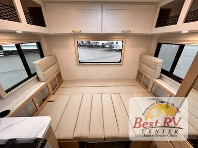 2027 Thor Motor Coach Four Winds photo 36