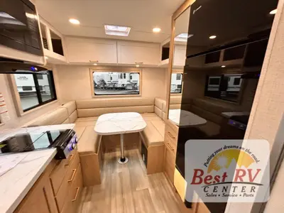 2027 Thor Motor Coach Four Winds photo 19