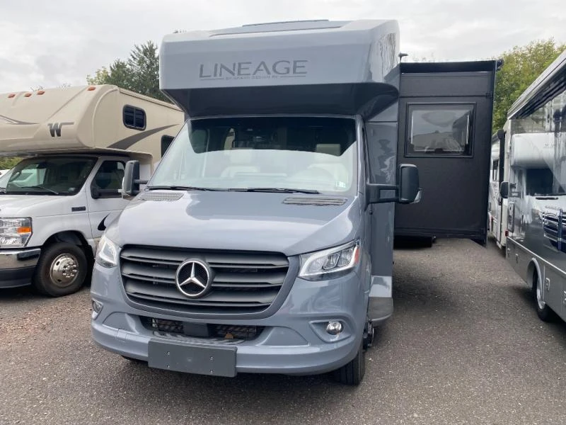 2025 Grand Design Lineage exterior