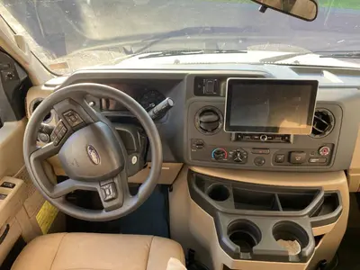 2027 Winnebago Sunflyer photo 44