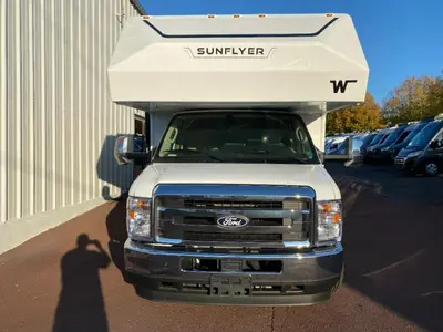 2027 Winnebago Sunflyer photo 2